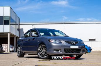 MAZDA-3-HOCKENHEIM-HYPER-BLACK