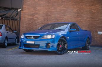 HOLDEN-COMMODORE-ZR3-GLOSS-BLACK