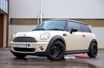 MINI-MINI-COOPER-HALO-SATIN-BLACK