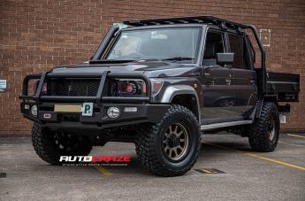 TOYOTA LANDCRUISER HURRICANE SATIN BRONZE BLACK LIP