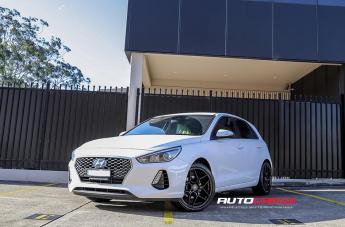 HYUNDAI I30 LEMANS GLOSS BLACK