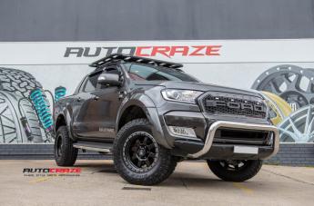FORD-RANGER-TROPHY-MATTE-BLACK-WITH-ANTHRACITE-RING