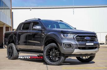 FORD-RANGER-VOSSO-GLOSS-BLACK