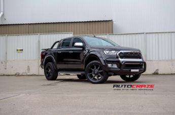 FORD RANGER COUPLER BLACK MACHINED WITH DARK TINT 7