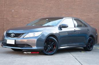 TOYOTA CAMRY REDBACK PIANO BLACK RED UNDERCUT