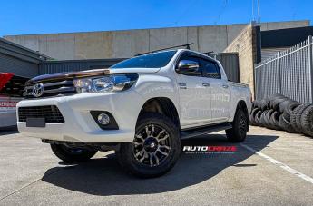 TOYOTA HILUX 4WD FLORIDA MACHINED FACE BLACK MATTE GREY TINT