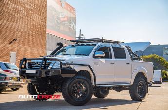 TOYOTA HILUX N70 4WD NOMAD VICTIM MATTE BLACK