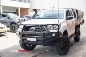 TOYOTA HILUX N80 4WD VICTIM MATTE BLACK