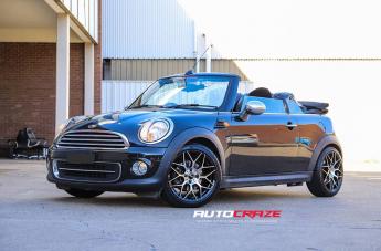 MINI-MINI-COOPER-PODIUM-PIANO-BLACK-MACHINED