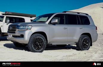 TOYOTA LANDCRUSIER ASSAULT GLOSS BLACK MILLED ACCENTS 4