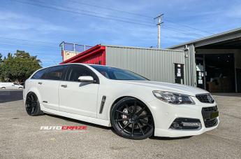 HOLDEN COMMODORE VF SF04 MATTE BLACK