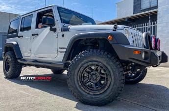 JEEP WRANGLER RECON XD SATIN BLACK