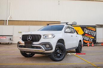 MERCEDES X CLASS CLIFF MATTE BLACK 