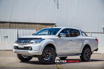 MITSUBISHI TRITON FLORIDA MACHINED FACE BLACK MATTE GREY TINT