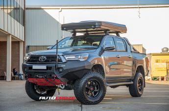 TOYOTA HILUX N80 4WD PROSECUTOR MATTE BLACK