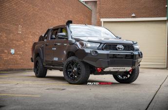 TOYOTA HILUX N80 RUGGED X HURRICANE MATTE BLACK