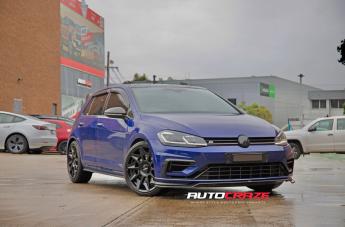 VOLKSWAGEN GOLF CVT MATTE BLACK