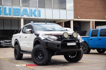 MITSUBISHI TRITON VECTOR MATTE BLACK