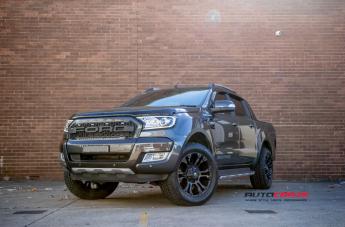FORD-RANGER-VAPOR-BLACK-MACHINED-WITH-DARK-TINT
