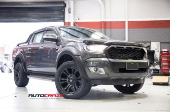 FORD-RANGER-VAPOR-BLACK-MACHINED-WITH-DARK-TINT