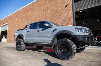 FORD RANGER RAPTOR COMBAT SATIN BLACK