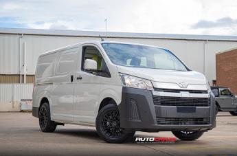 TOYOTA-HIACE-ULTIMATE-II-MATTE-BLACK