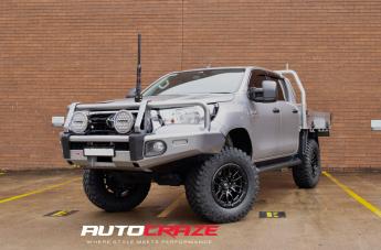 TOYOTA HILUX N80 4WD REBEL MATTE BLACK