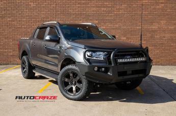 FORD RANGER BEAST BLACK MACHINED WITH DARK TINT