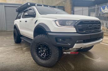 FORD RANGER COVERT MATTE BLACK