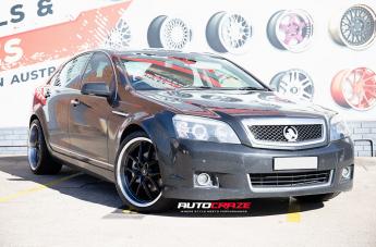 HOLDEN-COMMODORE-IFG-39-BLACK