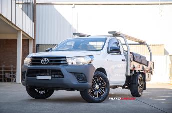 TOYOTA HILUX 2WD (2005 ONWARDS) ROK SATIN BLACK PIPED
