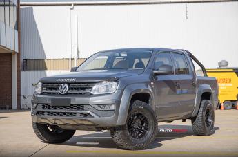 VOLKSWAGEN AMAROK RAILCAR GLOSS BLACK