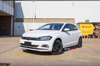 VOLKSWAGEN POLO CARBINE SATIN BLACK