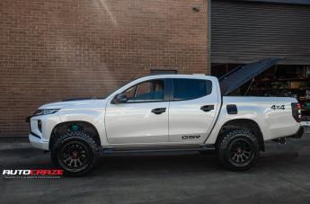 MITSUBISHI TRITON VICTIM MATTE BLACK