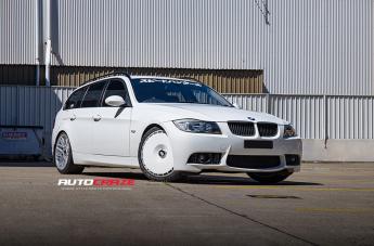 BMW 3 SERIES ESTATE RSE SILVER
