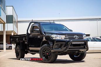 TOYOTA HILUX N80 4WD VICTIM MATTE BLACK
