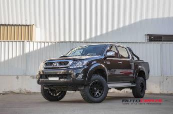 TOYOTA HILUX N70 4WD VECTOR MATTE BLACK