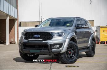 FORD EVEREST SABBATH GLOSS BLACK TINTED FACE
