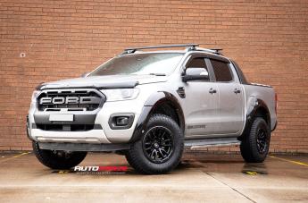 FORD RANGER CLASH GLOSS BLACK