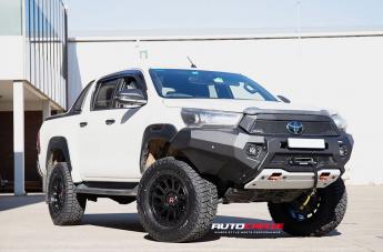 TOYOTA HILUX N80 4WD VICTIM MATTE BLACK