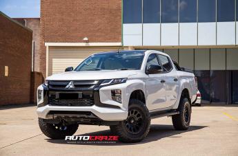 MITSUBISHI TRITON VECTOR MATTE BLACK