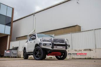 TOYOTA HILUX N80 4WD GD04 MATTE BLACK