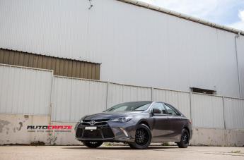 TOYOTA-CAMRY-CHEETAH-SPORTS-BLACK-SUEDE