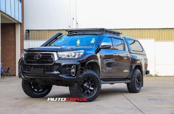 TOYOTA HILUX N80 4WD AMBUSH MATTE BLACK