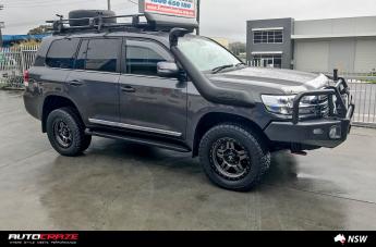 TOYOTA LANDCRUSIER ANZA MATTE ANTHRACITE WITH BLACK RING
