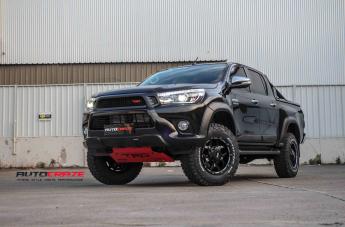 TOYOTA HILUX N80 4WD GD07 MATTE BLACK MILLED