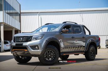 NISSAN NAVARA ADDICT MATTE BLACK