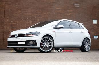 VOLKSWAGEN GOLF SF04 SILVER