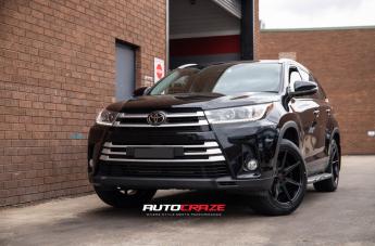 TOYOTA-KLUGER-ZR4-GLOSS-BLACK