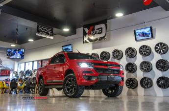 HOLDEN COLORADO GD06 GLOSS BLACK MILLED